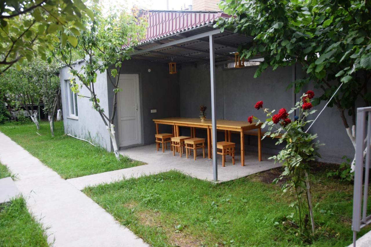 Andranik B&B Goris Εξωτερικό φωτογραφία