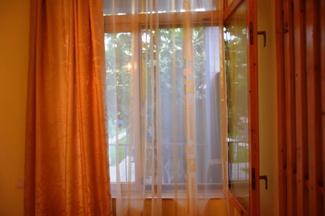 Andranik B&B Goris Εξωτερικό φωτογραφία