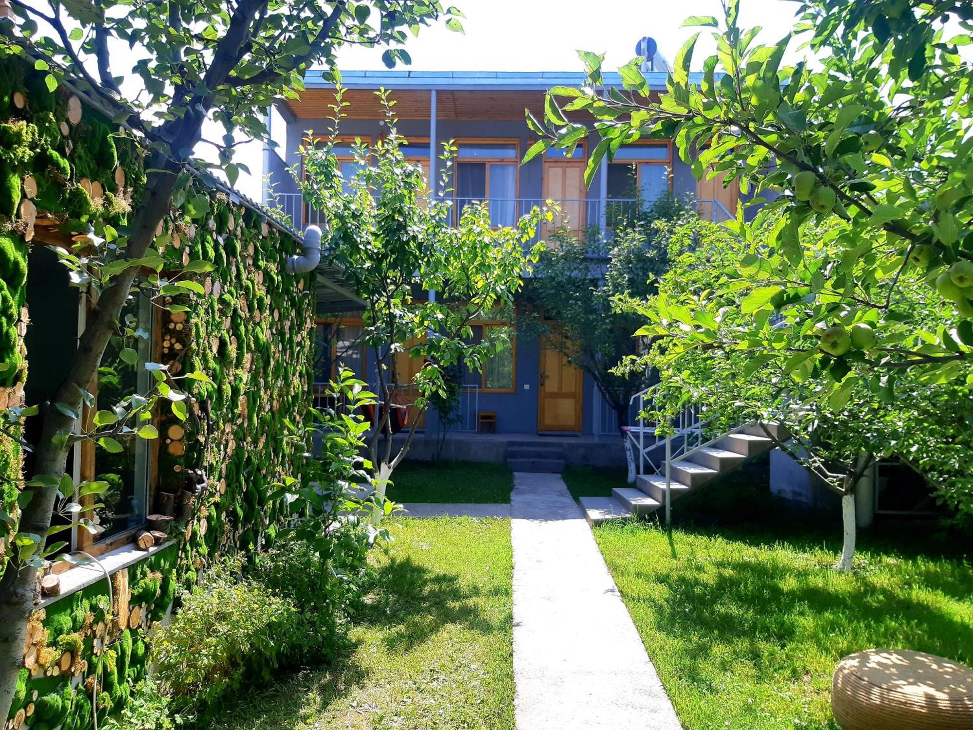 Andranik B&B Goris Εξωτερικό φωτογραφία